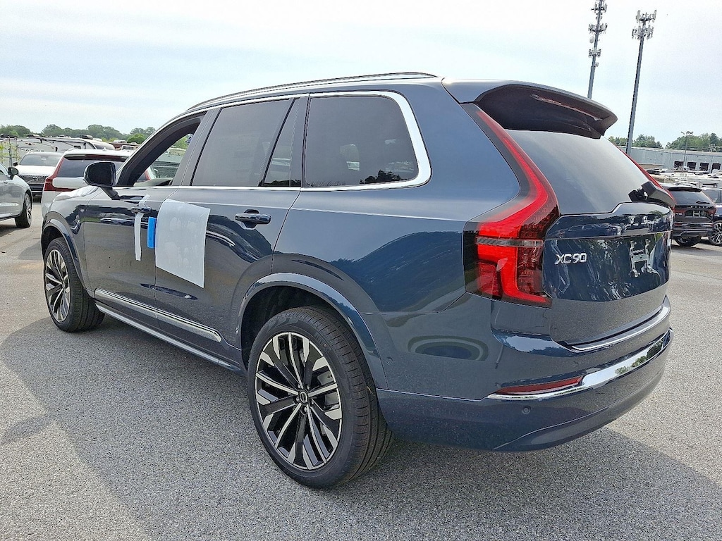 New 2026 Volvo XC90 B6 Plus 7-Seater SUV