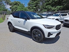 2026 Volvo XC40 B5 Ultra Black Edition AWD SUV
