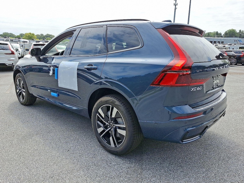 New 2026 Volvo XC60 B5 Plus SUV