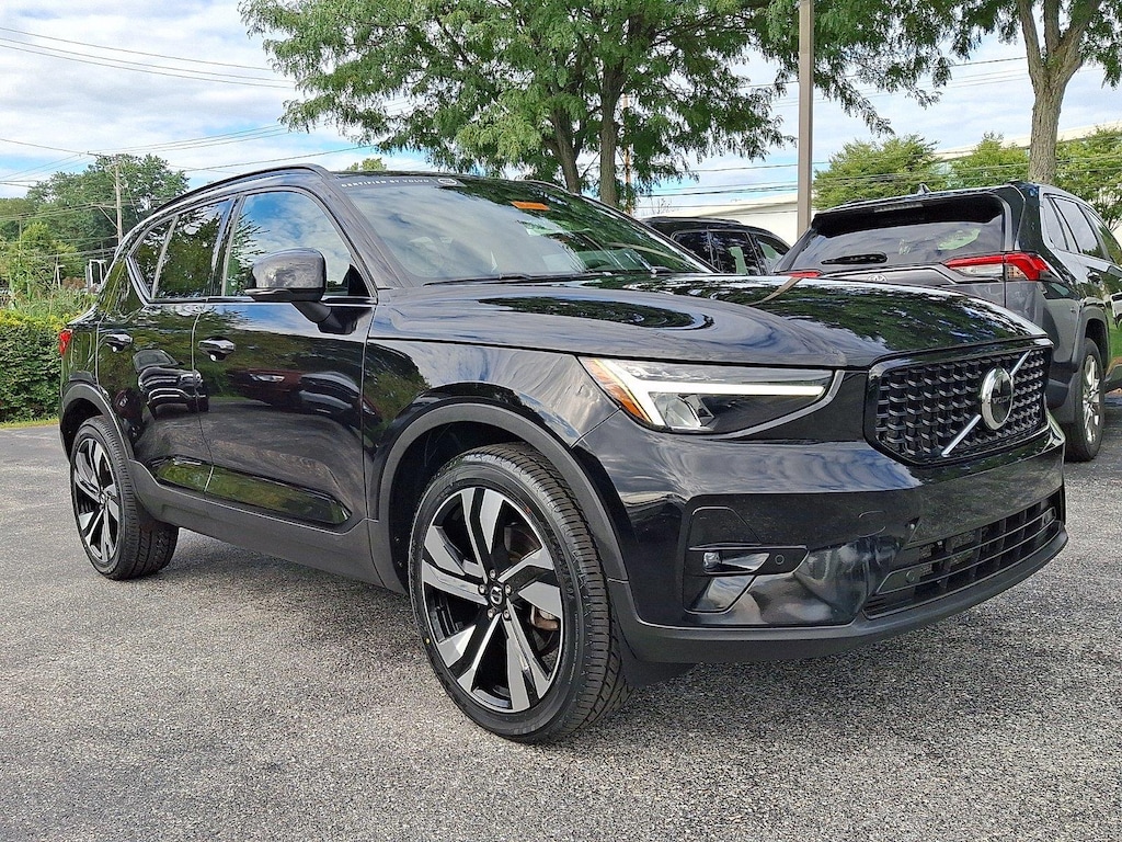 Certified 2023 Volvo XC40 Plus Dark Theme SUV