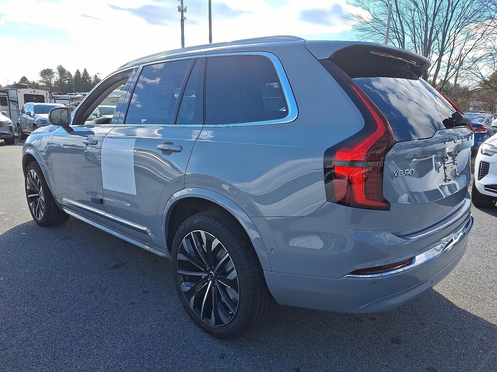 New 2026 Volvo XC90 B6 Plus 7-Seater SUV