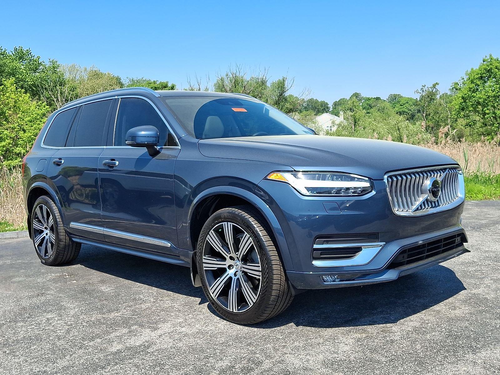 2020 Volvo XC90 T6 Inscription 6 Passenger AWD's photo