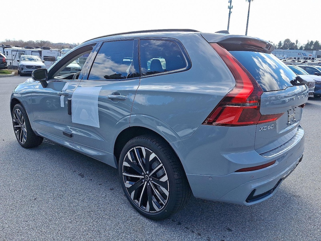 New 2026 Volvo XC60 B5 Ultra SUV