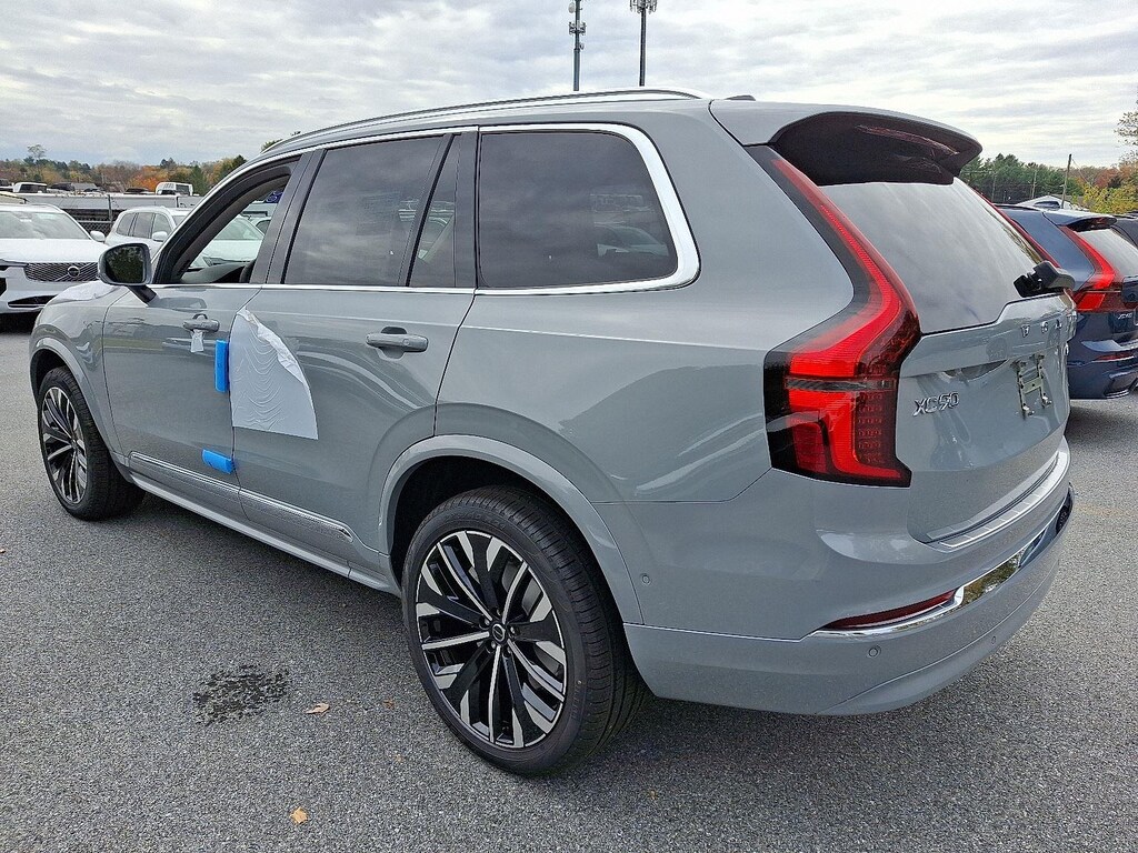 New 2026 Volvo XC90 B6 Plus 7-Seater SUV