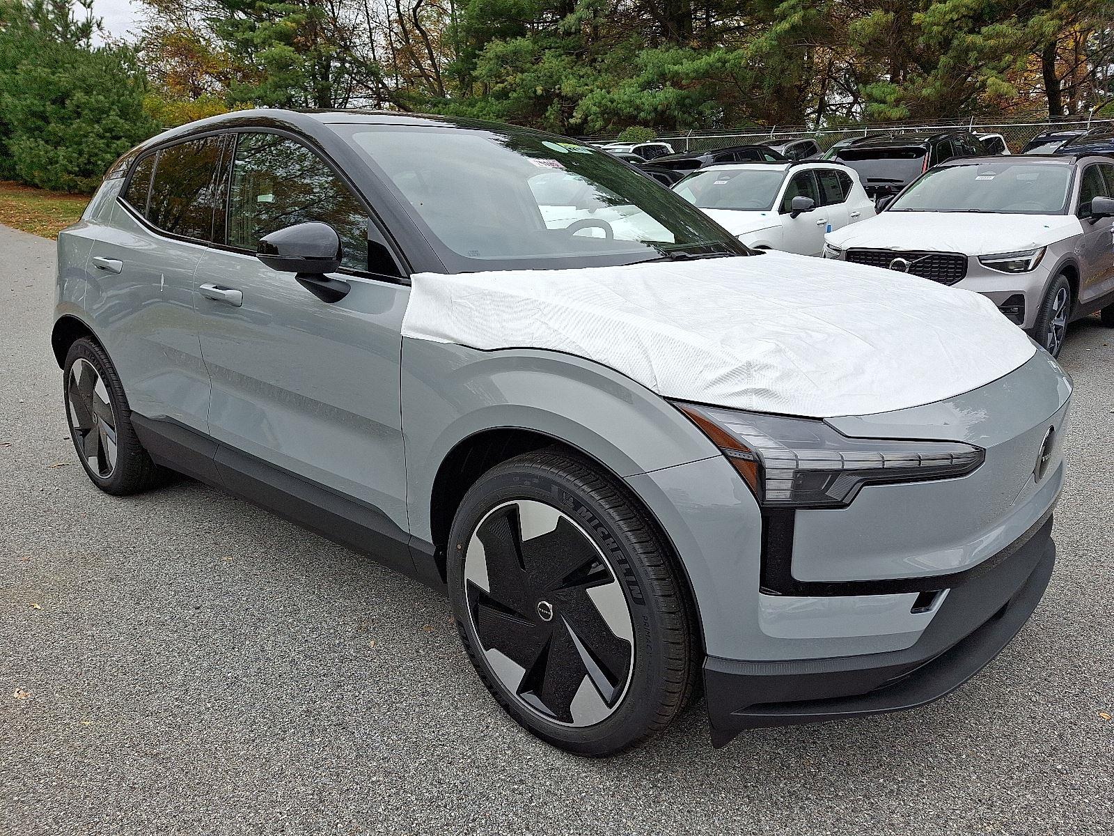 2026 Volvo EX30 Plus's photo