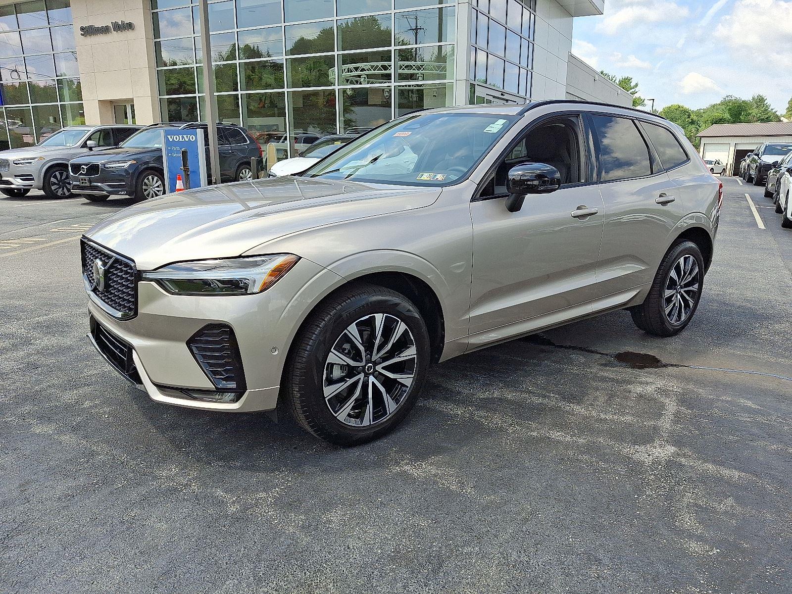 2025 Volvo XC60 B5 Plus photo 3