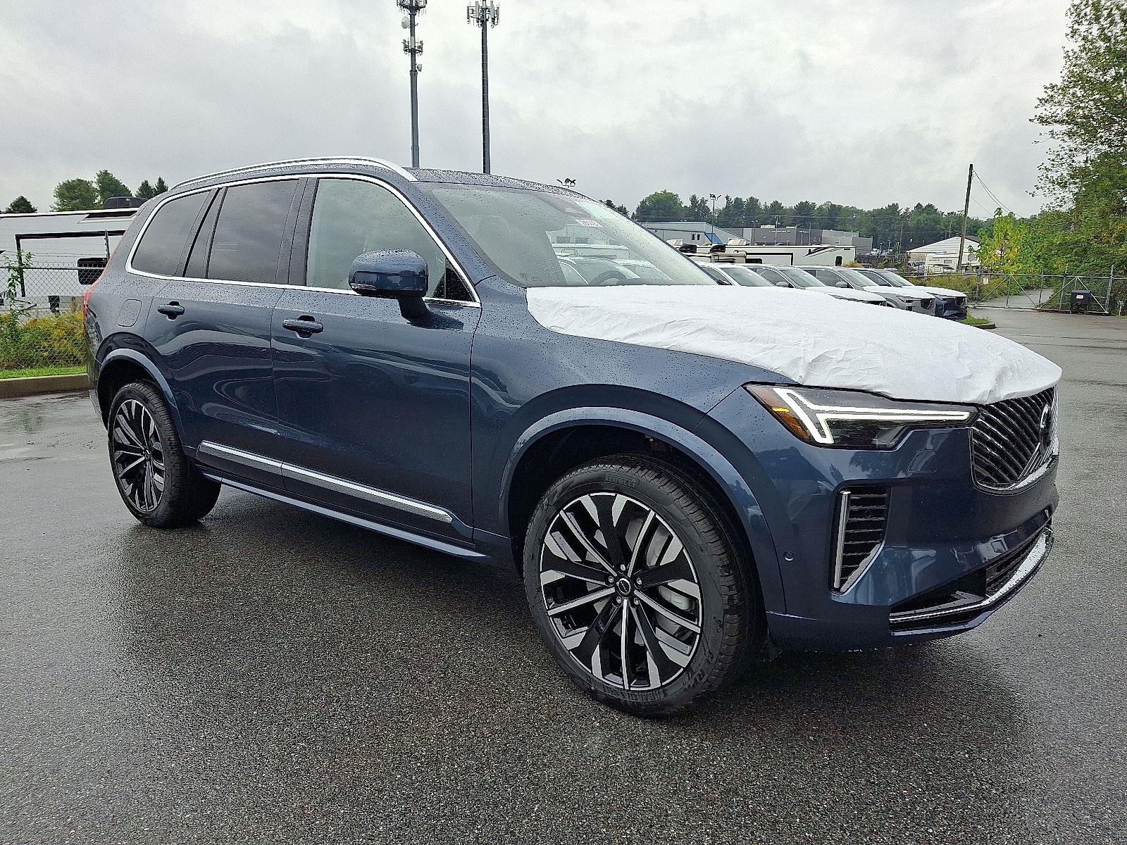 2026 Volvo XC90 Plus's photo