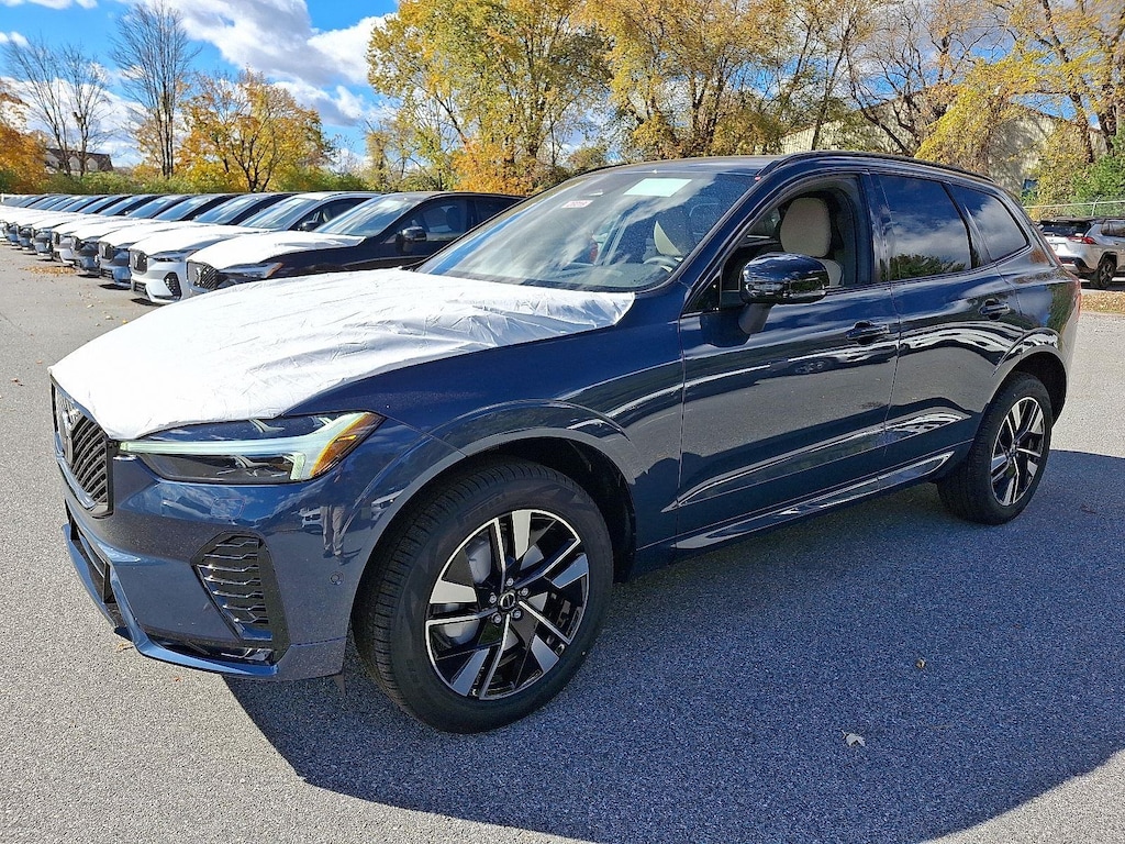 New 2026 Volvo XC60 B5 Plus SUV