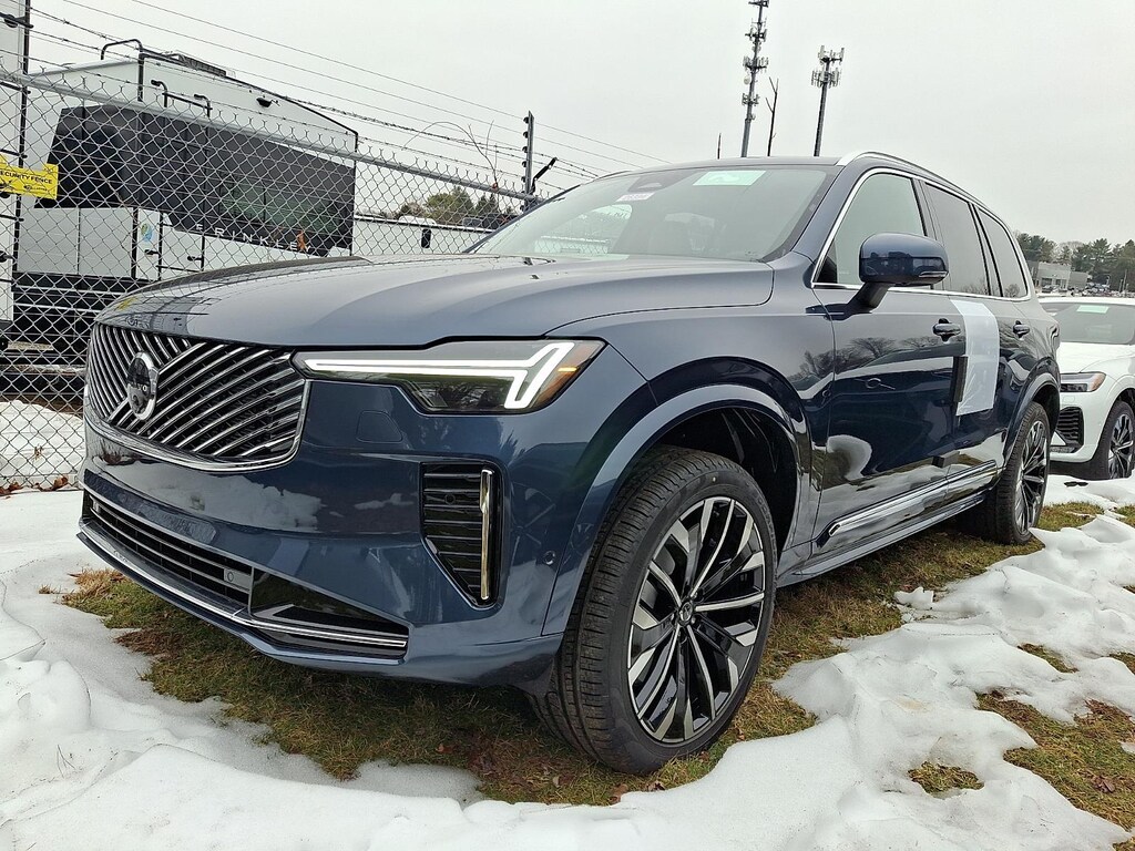 New 2026 Volvo XC90 B6 Plus 7-Seater SUV