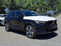 2026 Volvo XC40 B5 Plus AWD SUV