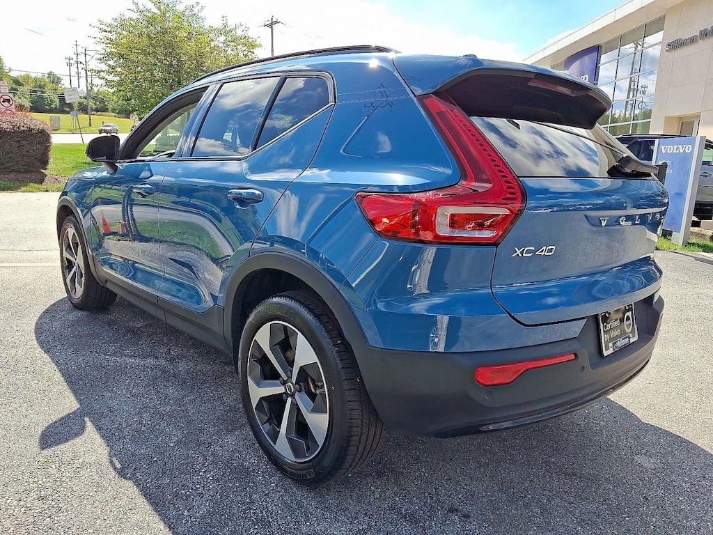 Certified 2024 Volvo XC40 B5 AWD Plus Dark Theme B5 AWD PLUS DARK THEME