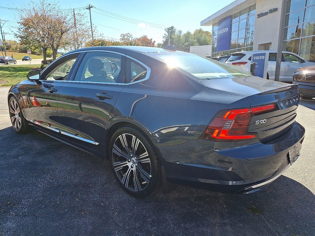 Certified 2023 Volvo S90 B6 AWD Plus Bright Theme Sedan