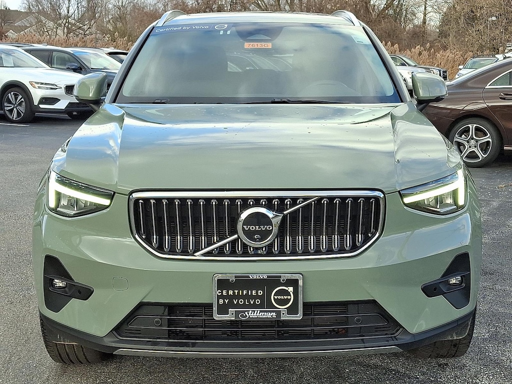 Used 2025 Volvo XC40 Plus Bright Theme SUV