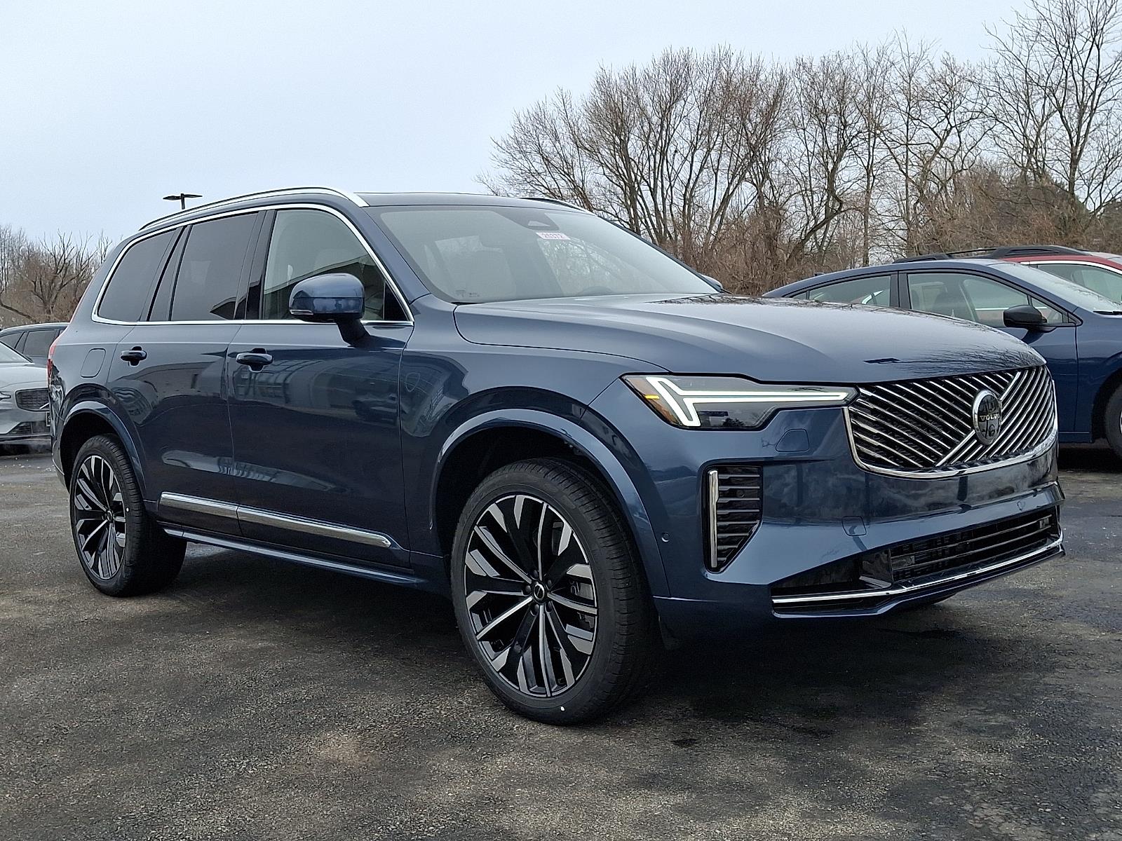 2026 Volvo XC90 Plus