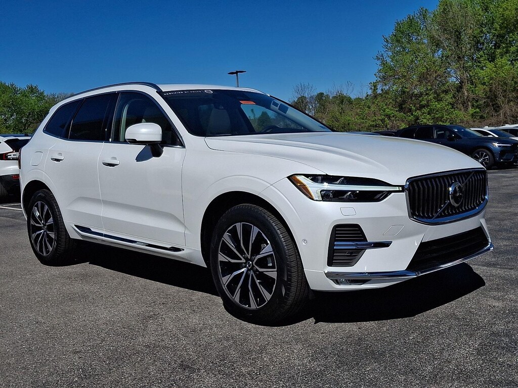 Certified 2023 Volvo XC60 Plus Bright Theme SUV