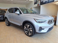 2025 Volvo XC40 Ultra Bright Theme All Wheel Drive SUV