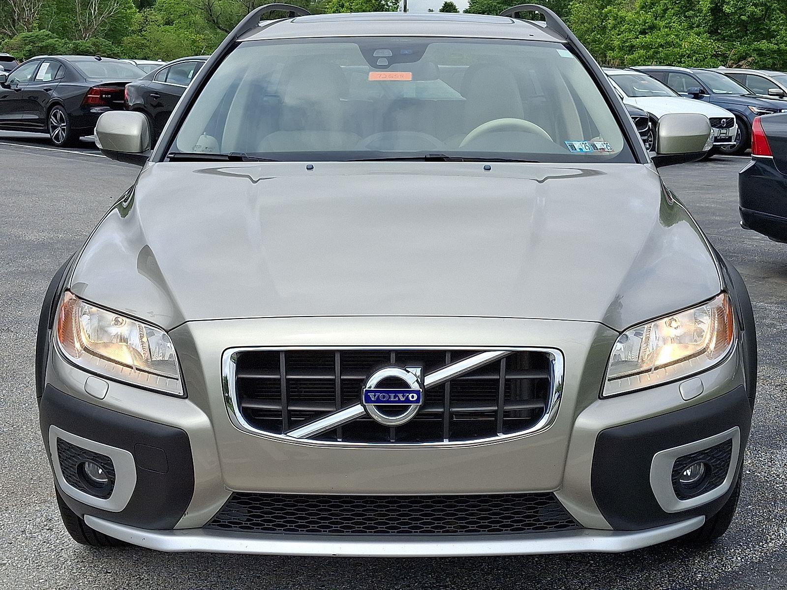 Used 2012 Volvo XC70 3.2 with VIN YV4940BZ9C1140129 for sale in West Chester, PA