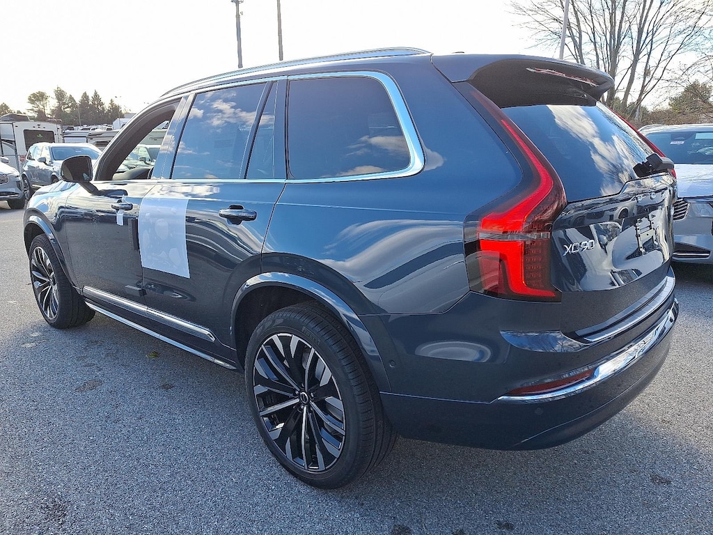 New 2026 Volvo XC90 B6 Plus 7-Seater SUV