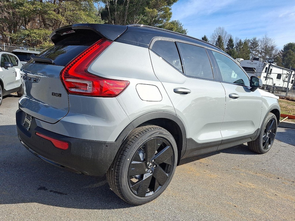 New 2026 Volvo XC40 B5 Ultra Black Edition SUV