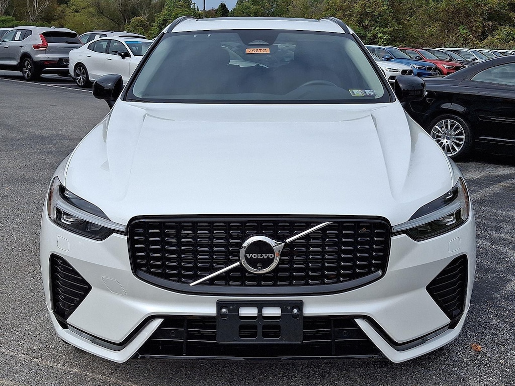 Certified 2024 Volvo XC60 B5 AWD Plus Dark Theme SUV