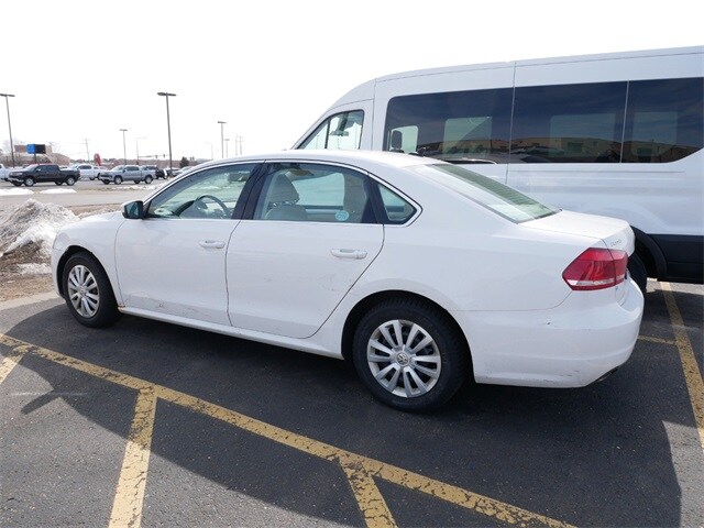 Used 2013 Volkswagen Passat SE with VIN 1VWBH7A38DC005743 for sale in Stillwater, Minnesota