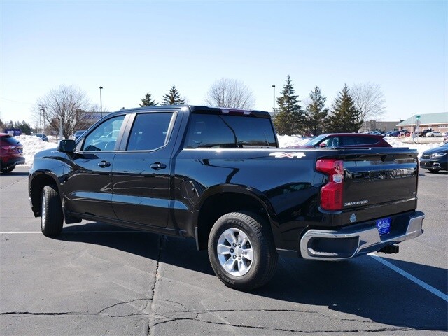 Used 2019 Chevrolet Silverado 1500 LT with VIN 3GCUYDED3KG228523 for sale in Stillwater, Minnesota