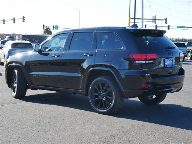Used 2018 Jeep Grand Cherokee Altitude with VIN 1C4RJFAGXJC234746 for sale in Stillwater, Minnesota