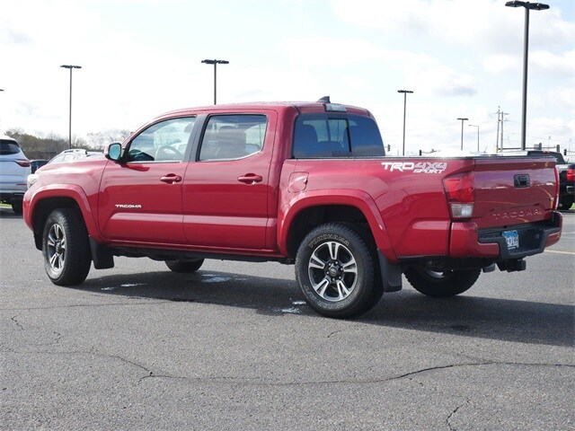 Used 2017 Toyota Tacoma TRD Sport with VIN 3TMCZ5AN6HM077748 for sale in Stillwater, Minnesota