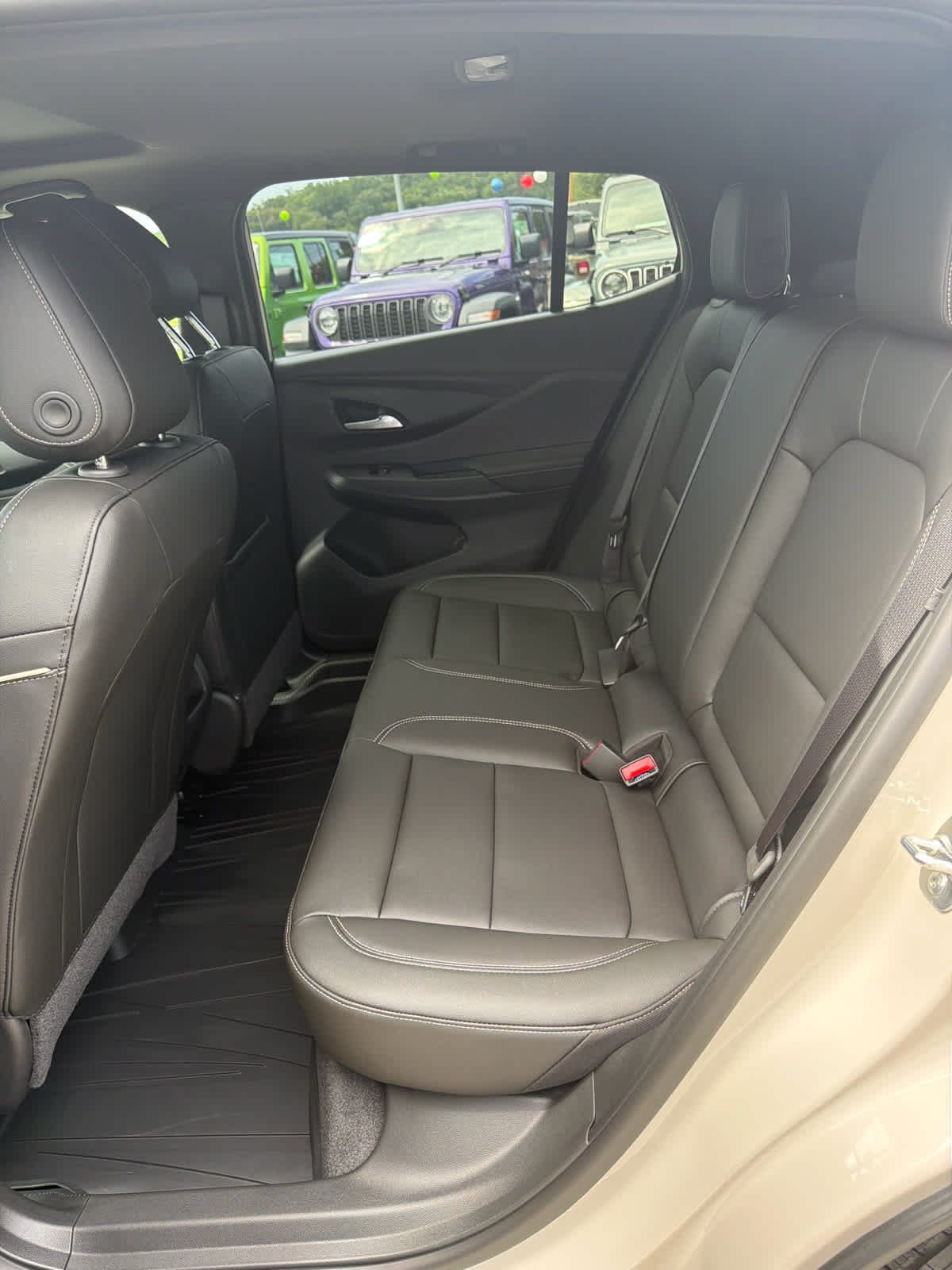 2026 Buick Envista Sport Touring - Photo 11