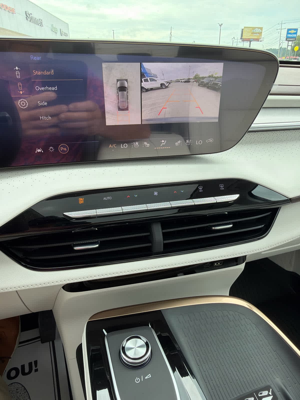 2026 Buick Enclave Avenir - Photo 17