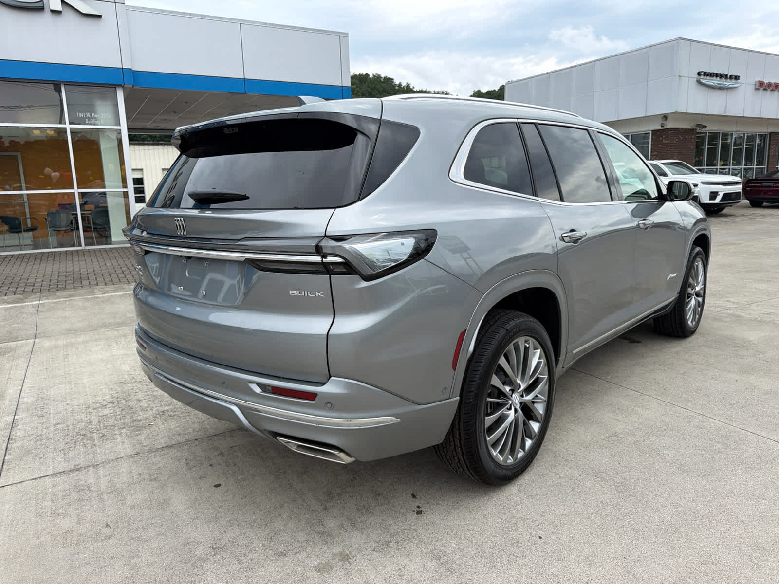 2026 Buick Enclave Avenir - Photo 8