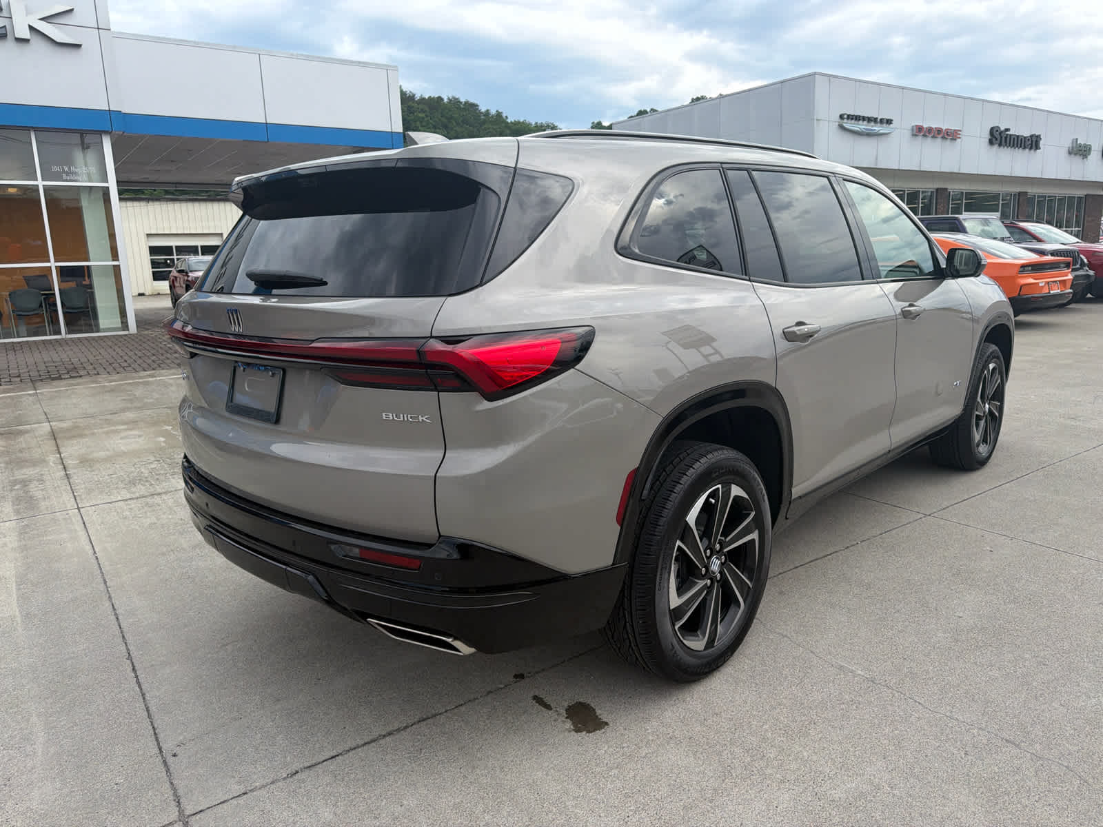 2026 Buick Enclave Sport Touring - Photo 7