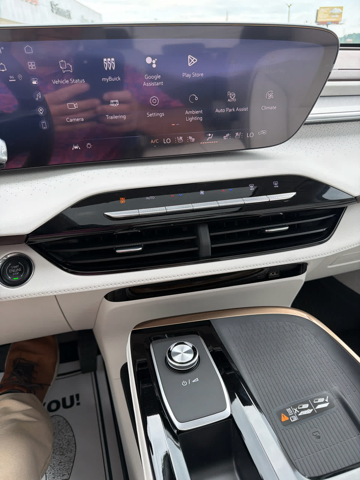 2026 Buick Enclave Avenir - Photo 16