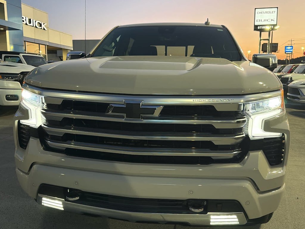 New 2026 Chevrolet Silverado 1500 High Country Truck