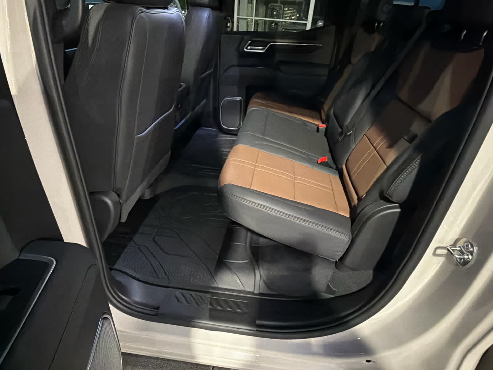 2026 Chevrolet Silverado 1500 High Country - Photo 22