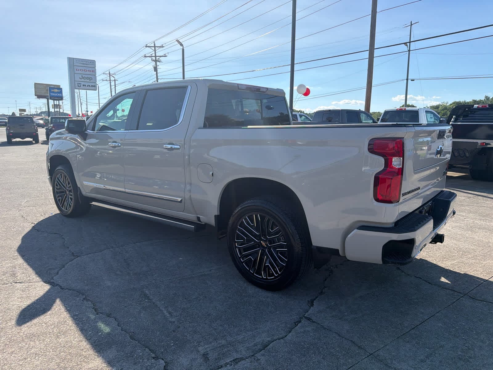 2026 Chevrolet Silverado 1500 High Country - Photo 6