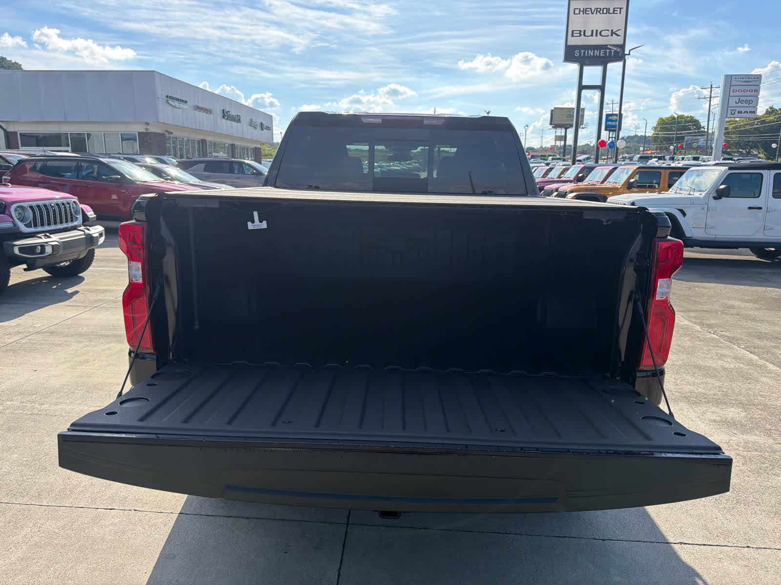 2026 Chevrolet Silverado 1500 LT Trail Boss - Photo 9