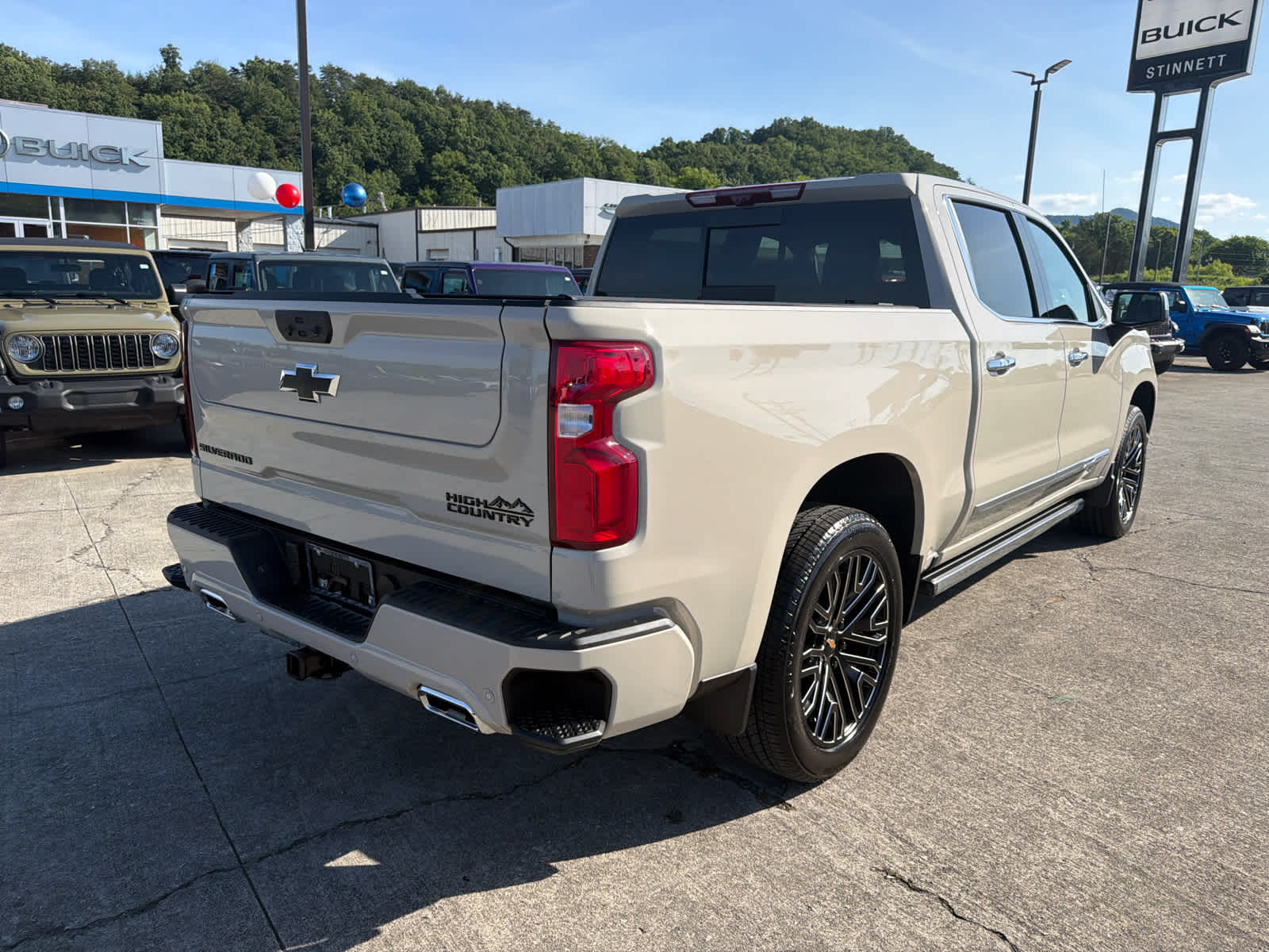 2026 Chevrolet Silverado 1500 High Country - Photo 7