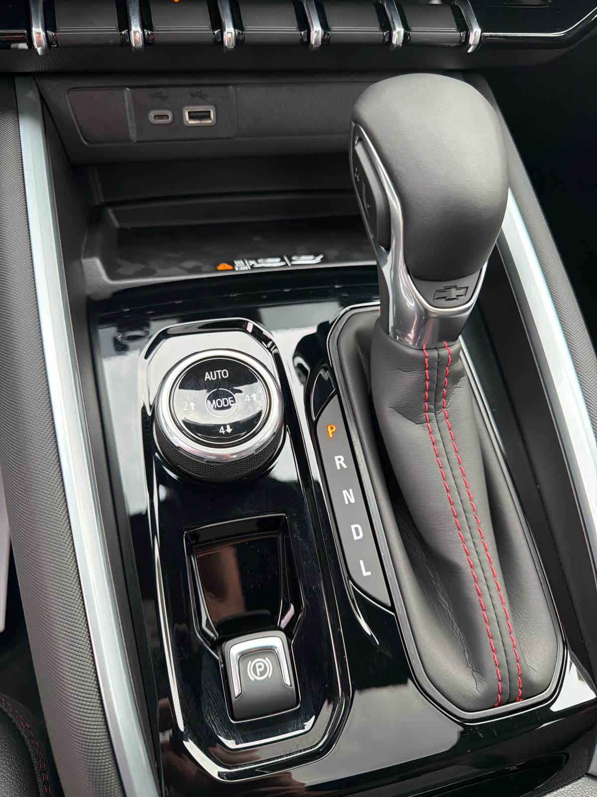 2026 Chevrolet Colorado Z71 - Photo 16