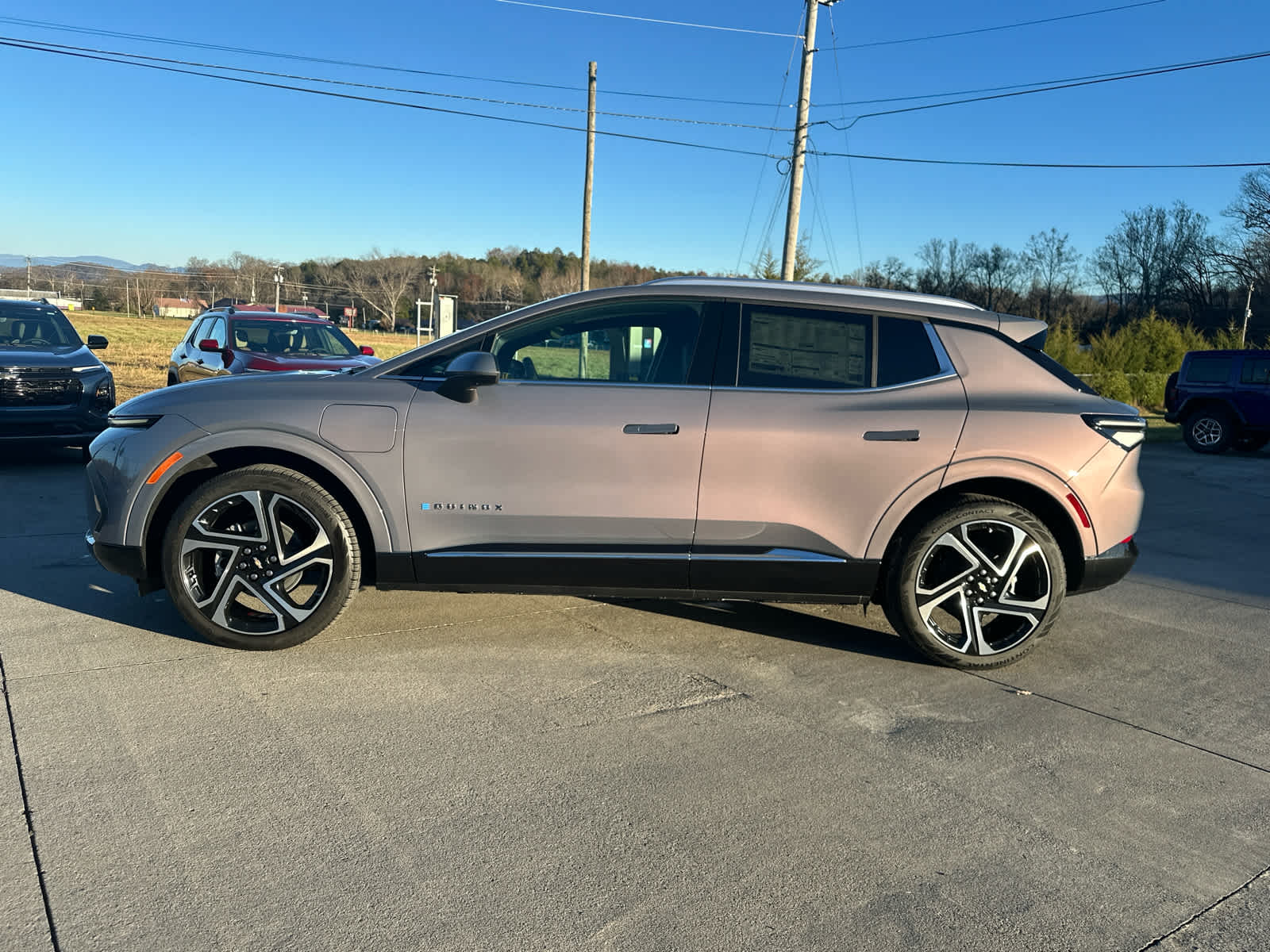 2026 Chevrolet Equinox EV 2LT - Photo 8