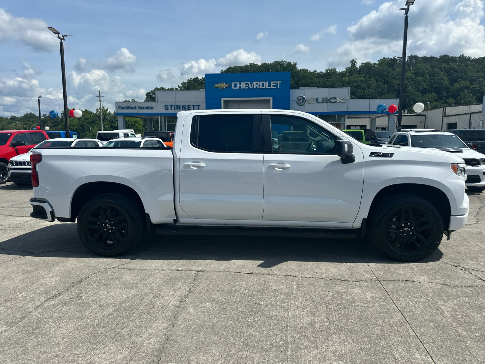 2026 Chevrolet Silverado 1500 RST photo 2