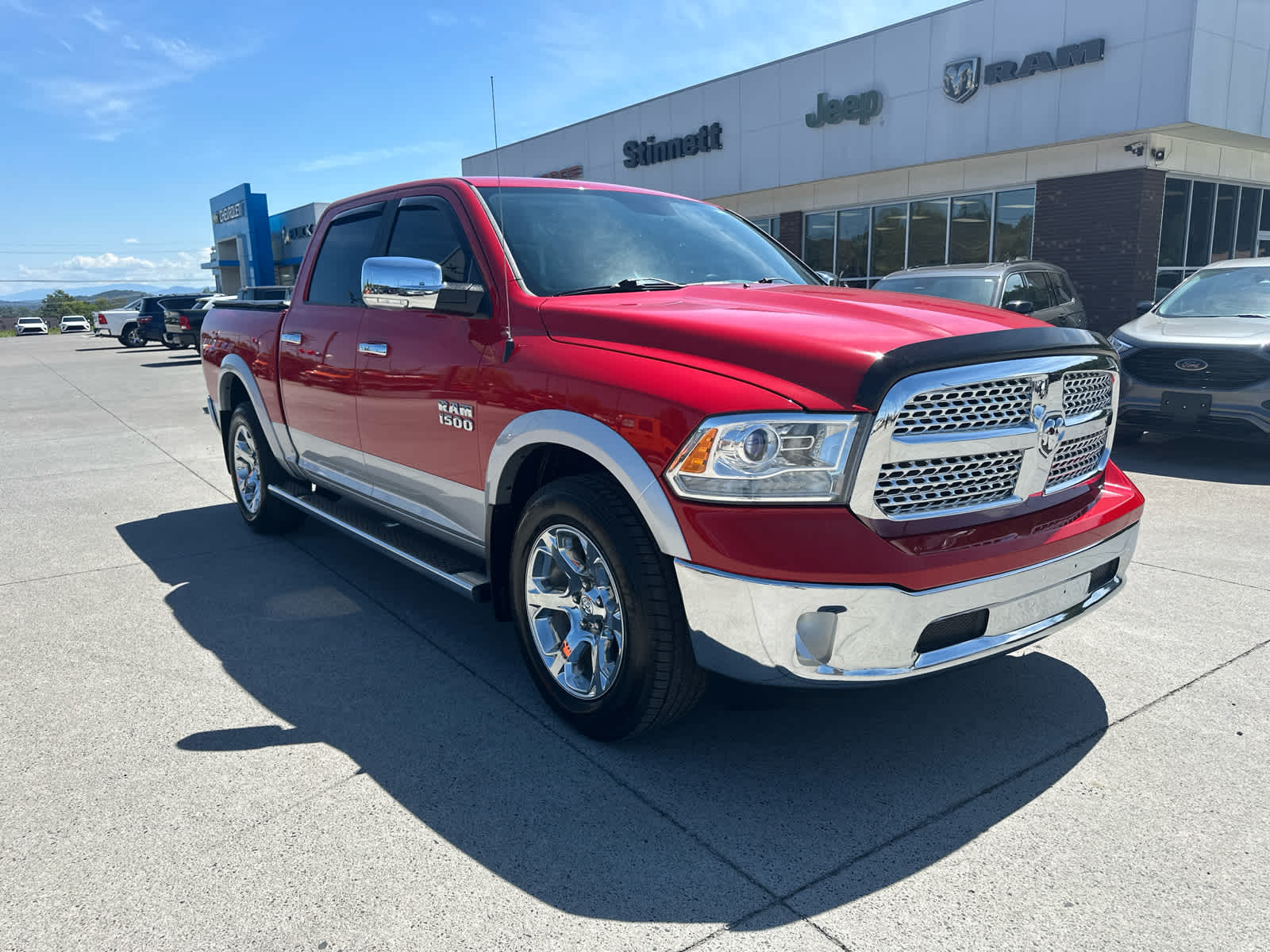 2016 Ram 1500 Laramie photo 3