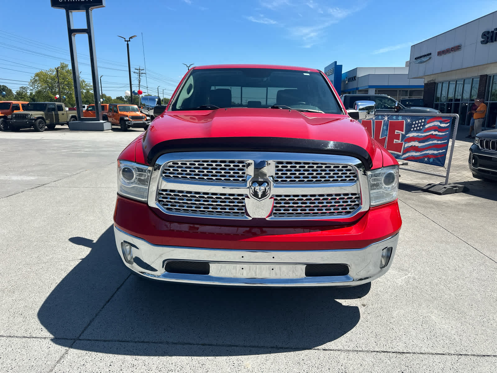 2016 Ram 1500 Laramie photo 2