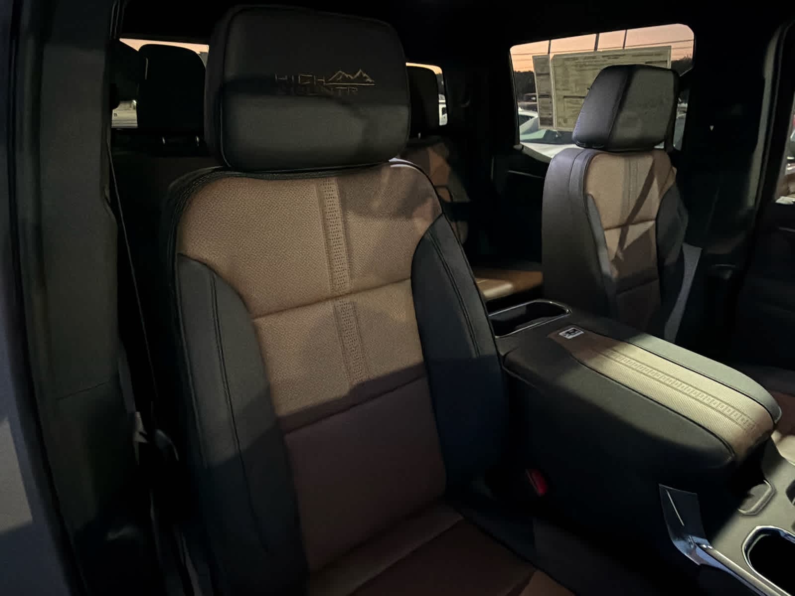 2026 Chevrolet Silverado 1500 High Country - Photo 18