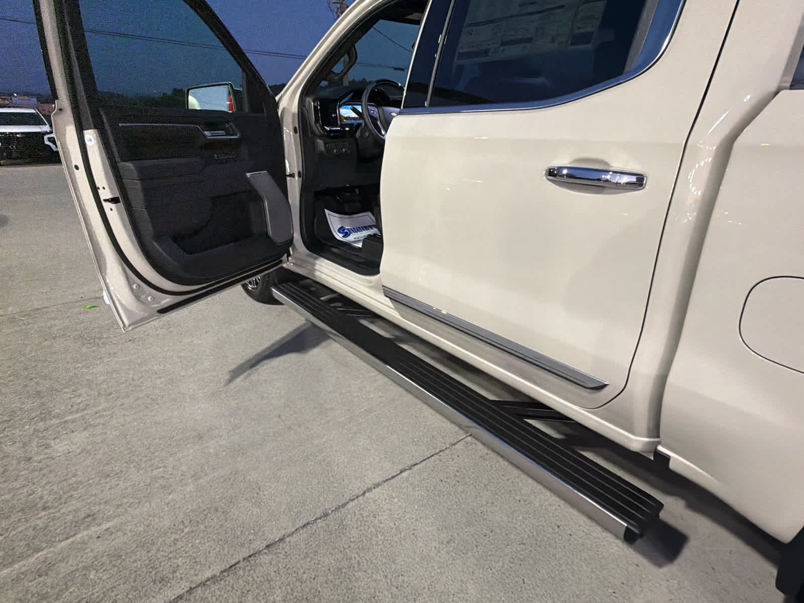 2026 Chevrolet Silverado 1500 High Country - Photo 23