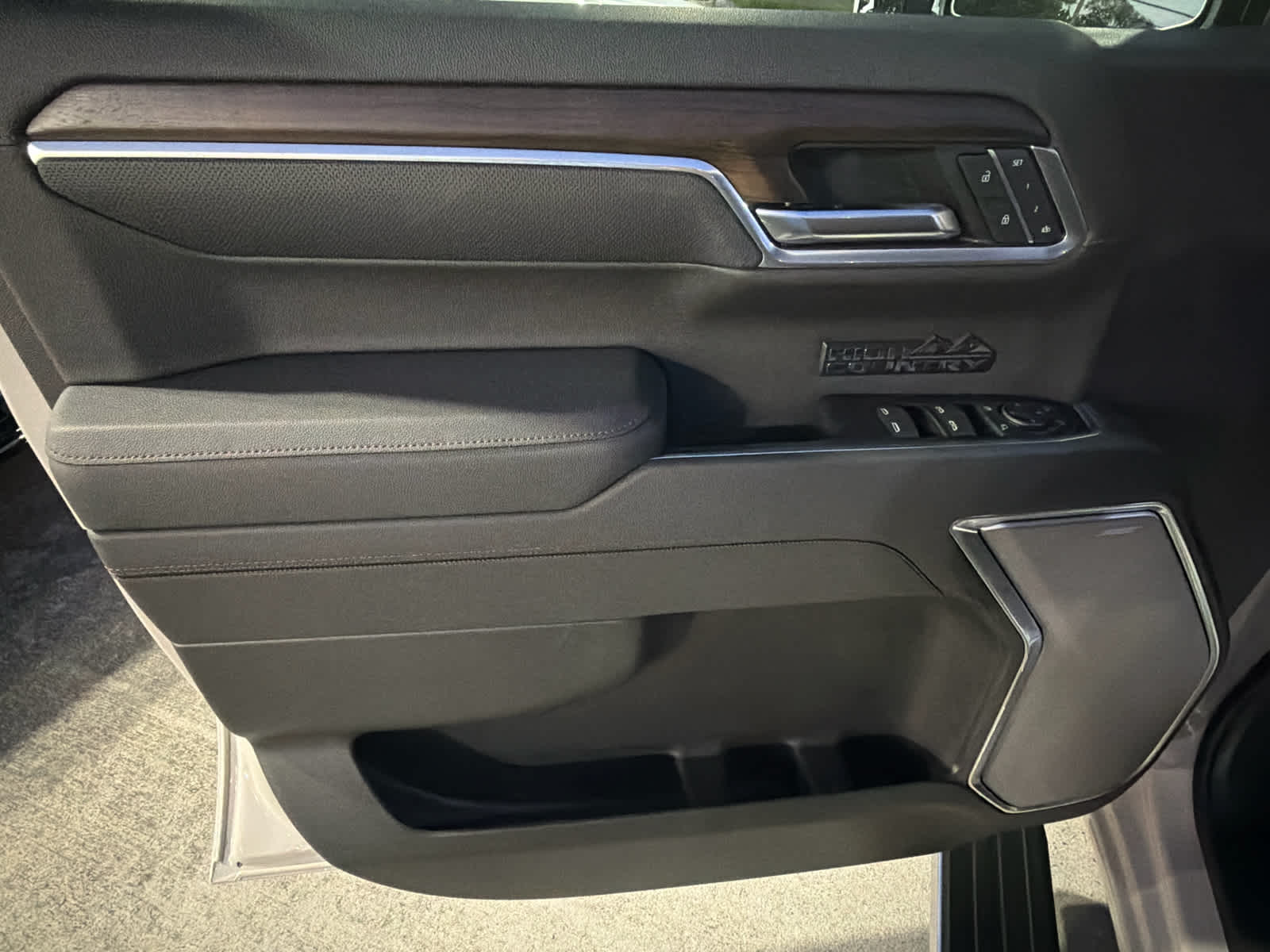 2026 Chevrolet Silverado 1500 High Country - Photo 25