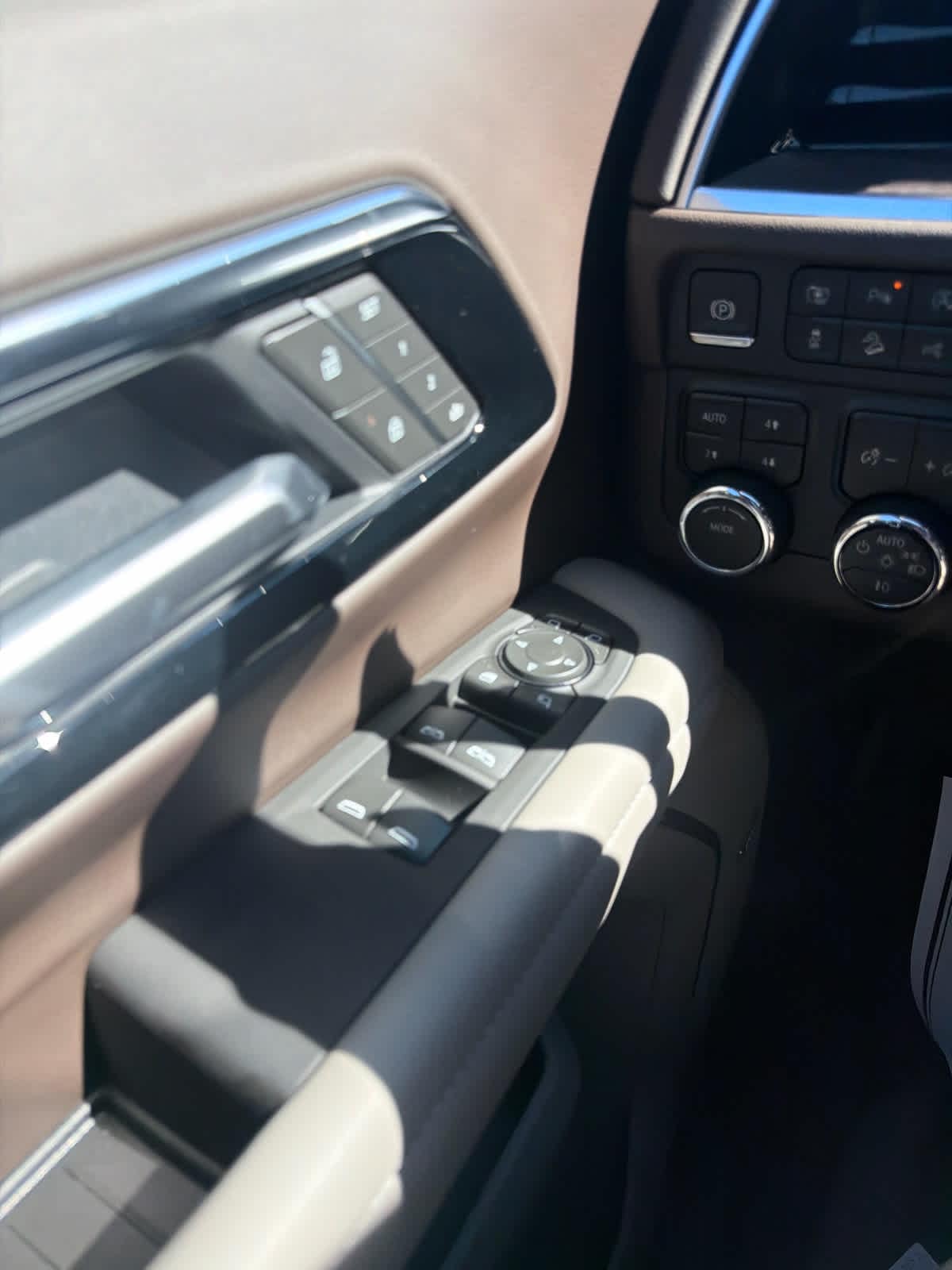 2026 Chevrolet Tahoe LT - Photo 17