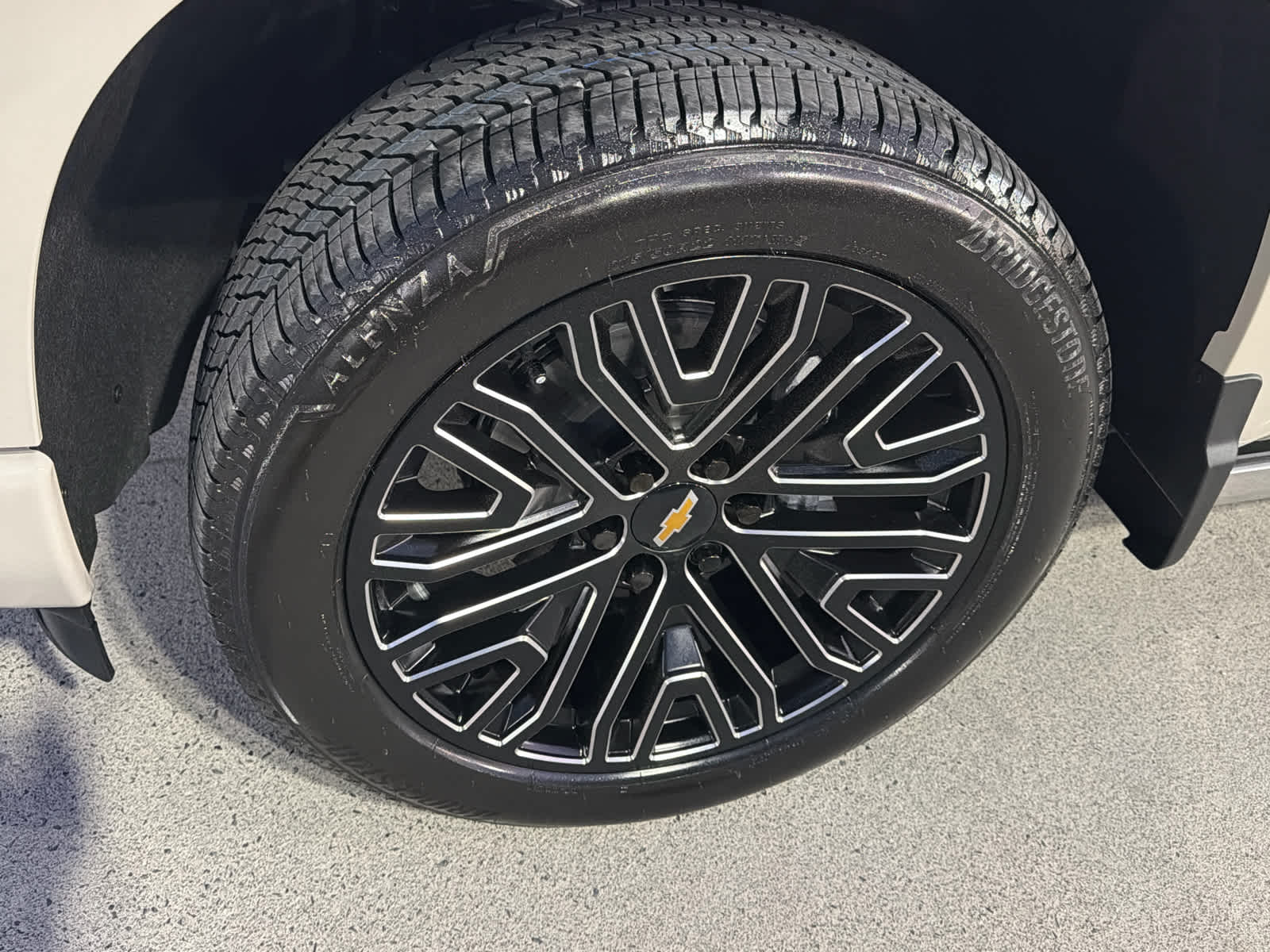 2026 Chevrolet Silverado 1500 High Country - Photo 6