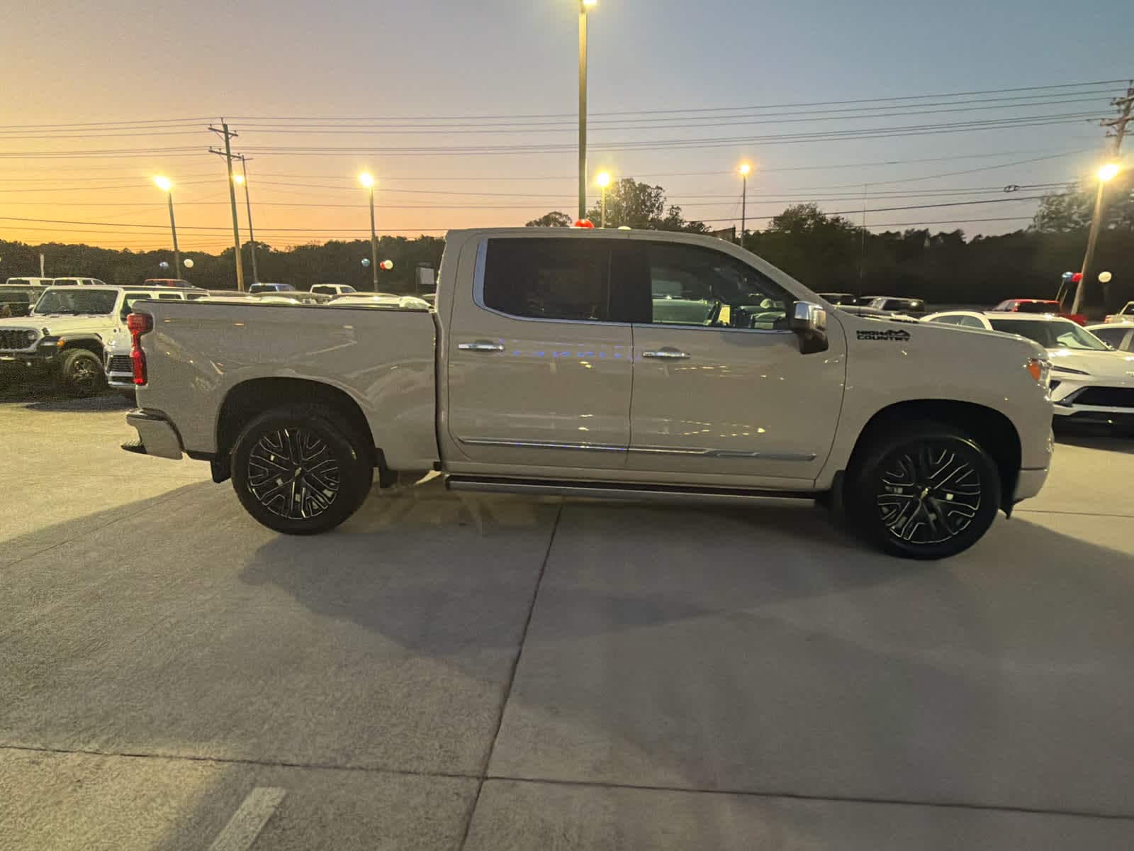 2026 Chevrolet Silverado 1500 High Country - Photo 14