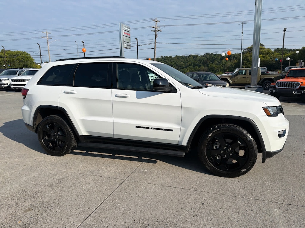 Used 2018 Jeep Grand Cherokee Upland SUV